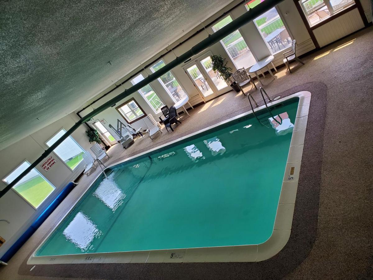 Voyager Inn Saint Ignace Dış mekan fotoğraf
