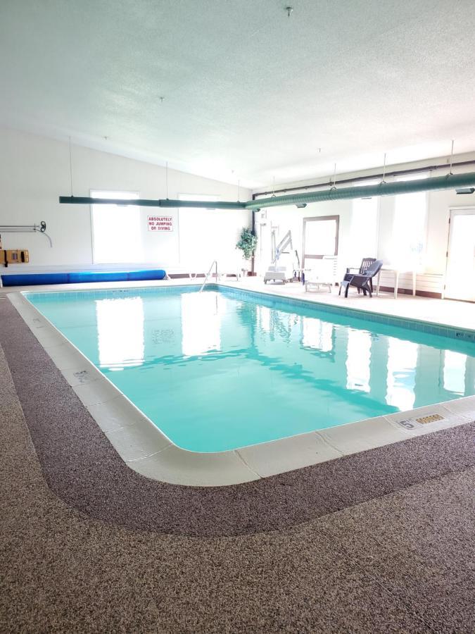 Voyager Inn Saint Ignace Dış mekan fotoğraf
