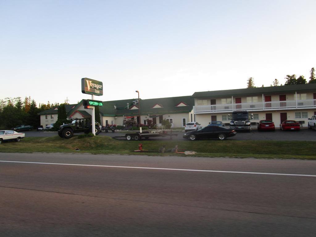 Voyager Inn Saint Ignace Dış mekan fotoğraf