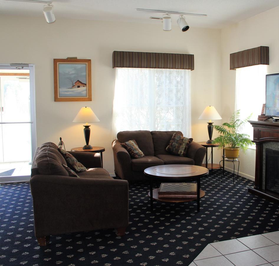 Voyager Inn Saint Ignace Dış mekan fotoğraf