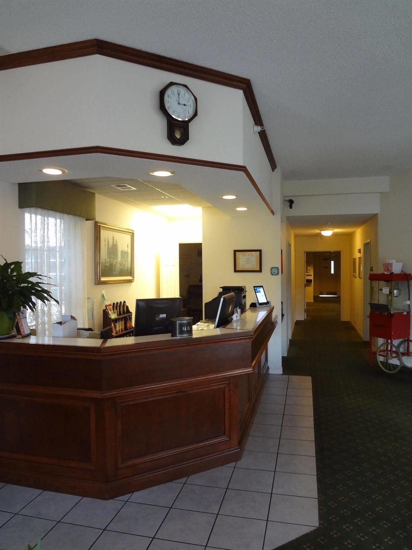 Voyager Inn Saint Ignace Dış mekan fotoğraf