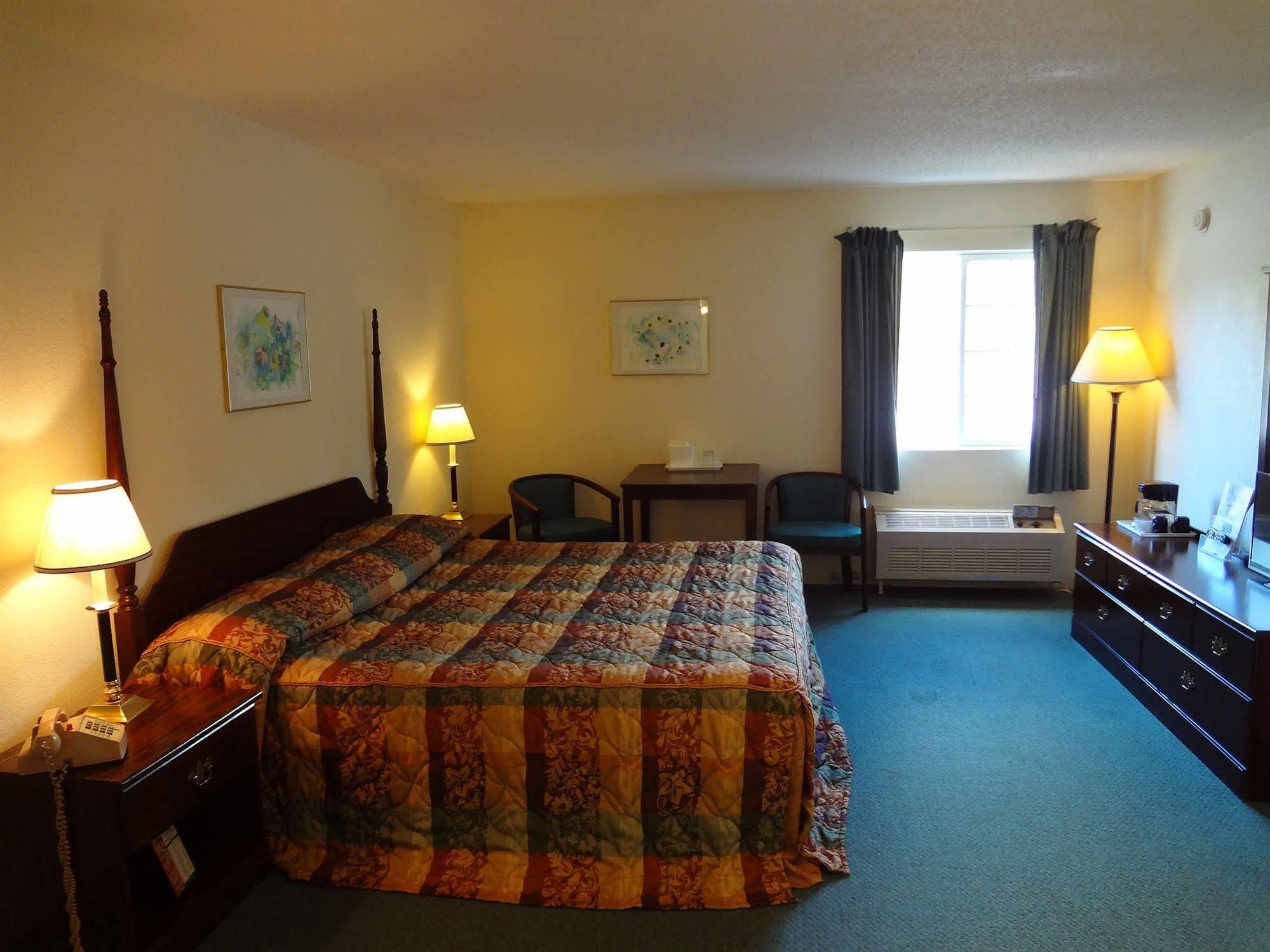 Voyager Inn Saint Ignace Dış mekan fotoğraf
